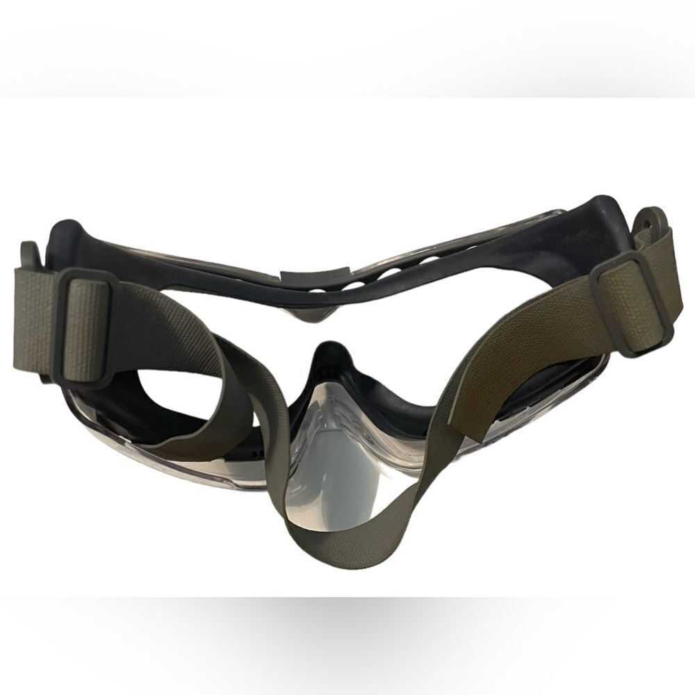 UVEX Lab Goggles - Picture 6 of 8